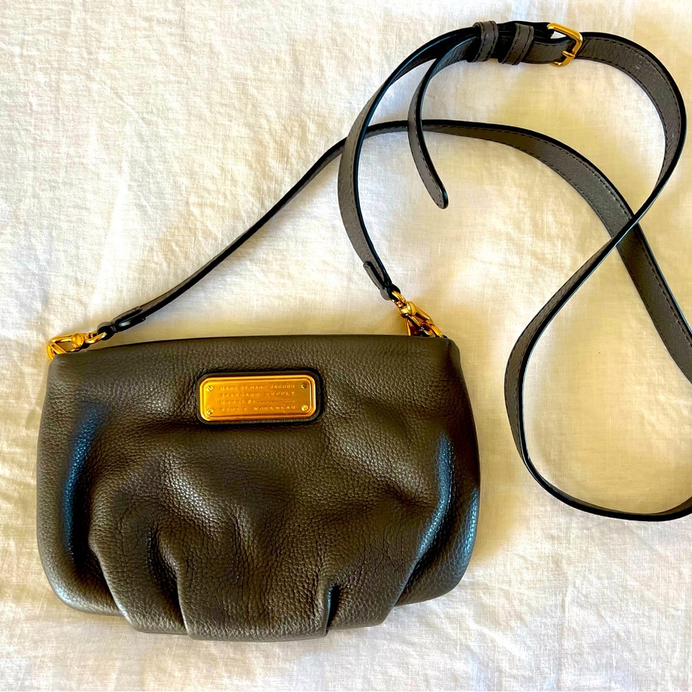 Marc by Marc Jacobs Crossbody Purse Gray- NWOT